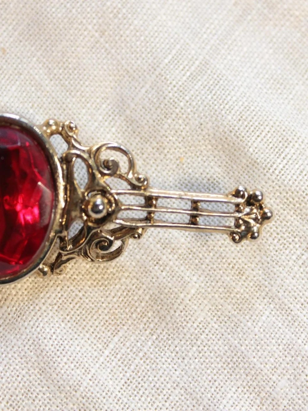 Victorian Style Ornate Gold Red Glass Stone Brooch